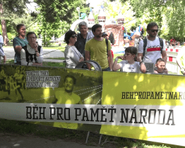 Běh pro Paměť národa v Uherském Hradišti: rekordní účast a téměř 40 tisíc hrdinům