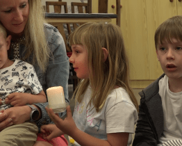 Děti se mohou vzdělávat v křesťanské víře díky Katechezi Dobrého Pastýře