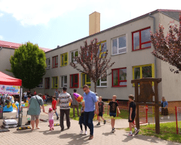 Tupesy oslavily 150. výročí založení školy