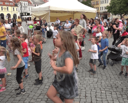 Televize TVS oslavila 25. narozeniny s dětmi