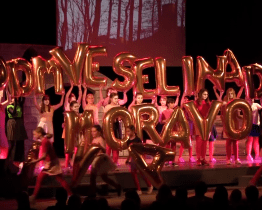 Dům dětí a mládeže nacvičil muzikál na motivy oblíbeného dětského filmu