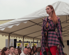 Čtyři roky studia zakončila módní přehlídka
