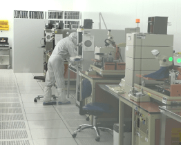 Onsemi bude v Rožnově investovat dvě miliardy dolarů do rozšíření své výroby polovodičů