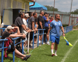 Fotbalisté TJ Slavoj Jarošov slavili bez pěti let rovnou stovku existence svého klubu