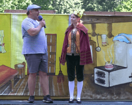 Kočovné divadlo vyrazilo na třinácté turné