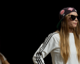 Rozlučkový deváťácký happening roztleskal hlediště Domu kultury