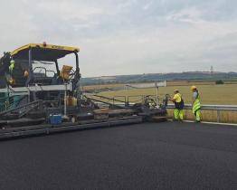 Po dálnici D55 mezi Starým Městem a Moravským Pískem se řidiči poprvé projedou letos v prosinci