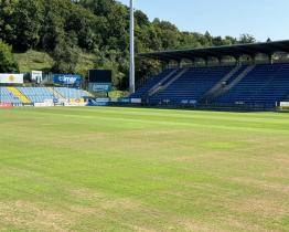 Komplikace! Ševcům shnil nový trávník, odklad duelu s Táborskem ale ve hře není 