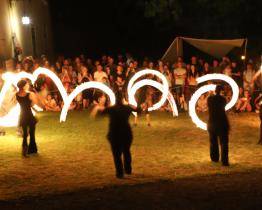 Hrad Malenovice láká na oblíbené noční prohlídky. První je na programu už zítra