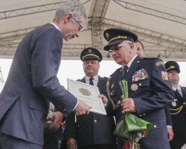 Václav Holásek získal Záslužný řád českého hasičstva