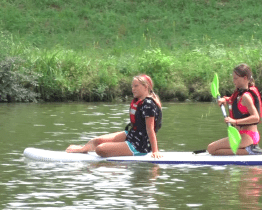 Příměstský tábor u vody nabízí prima partu i seznámení s novými sporty