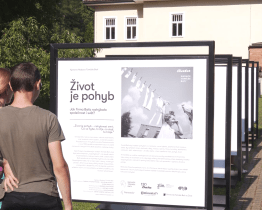 Výstava Život je pohyb je inspirovaná dobovým tiskem