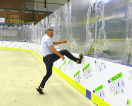 Zimní stadion Na Lapači má nainstalované pružné mantinely