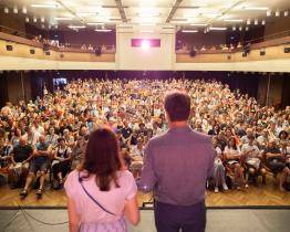 Na jubilejní 50. Letní filmovou školu přijelo 4600 akreditovaných návštěvníků. Od soboty do pondělí bylo vyprodáno