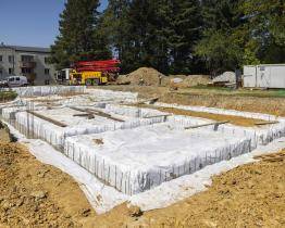 V areálu hvězdárny ve Valašském Meziříčí se začalo stavět Kulturně-kreativní centrum. Chce přiblížit vědu mladé generaci