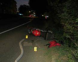 V Uherském Brodě havaroval sedmačtyřicetiletý motorkář. Nadýchal přes tři promile