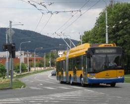 Časovou jízdenku na MHD ve Zlíně a Otrokovicích si od zítřka můžete koupit online