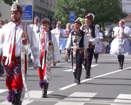 Folklórním vrcholem Svatovavřineckých slavností byly nedělní hody