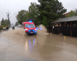 Hasiči v průběhu nedělního dne vyjížděli ke stovkám událostí