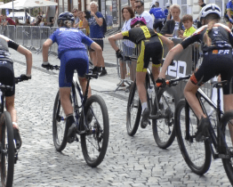 Cyklisté na horských kolech soutěžili o mistrovské tituly