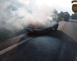 Za požár dodávky v Lípě mohla technická závada