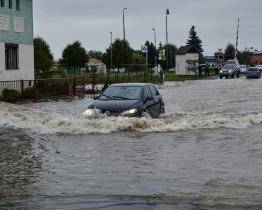 Ve Zdounkách museli evakuovat 60 lidí. Povodně trápí i Kroměříž
