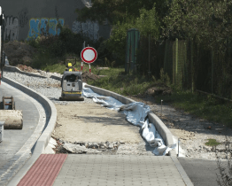 Otrokovická radnice pokračuje v opravách chodníků   