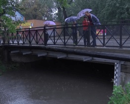 Voda zaplavila mimo jiné silnici do Bohuslavic