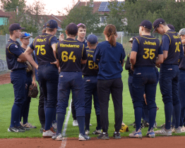 Softbaloví junioři Snails hráli o medaile