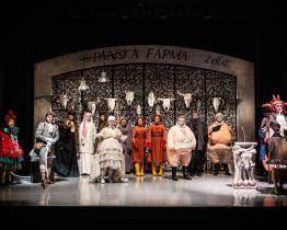 Vrchol roku ve Slováckém divadle je tady! Dodo Gombár představí slavnou Farmu zvířat