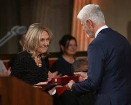 Světoznámá architektka Eva Jiřičná obdržela od prezidenta republiky Řád Bílého lva