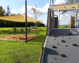 Hřiště U Bagru v Jarošově je hotové