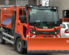 Se zimní údržbou pomůže nová multikára i tablety