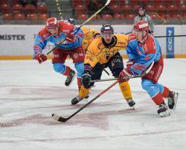 Berani využili zaváhání Vsetína a po výhře ve Frýdku zase vedou první ligu 