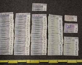 Pohřešovaný senior vybral v bance půl milionu a peníze hodil do řeky