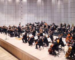 Zlínská filharmonie dostane od kraje 34 milionů korun na platy a nákup hudebních nástrojů