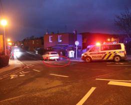 Na Podvesné vběhl chlapec přímo pod kola vozidla. Skončil v nemocnici