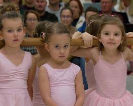 Taneční školka Klubu přátel ZUŠ se představila rodičům a příbuzným 