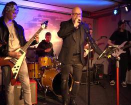 Dárek Jam podpořil rodiny z azylových domů a lidi bez domova 