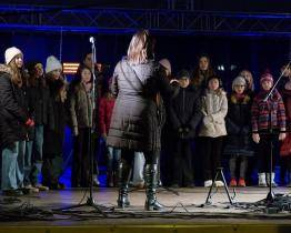 Na tradiční akci Česko zpívá koledy podruhé zpívali i Broďané