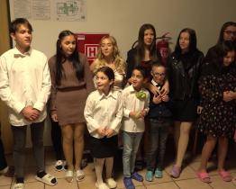 Televize TVS obdarovala děti z domovů