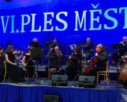 Společenskou sezónu v Kunovicích zahájil 26. ples města