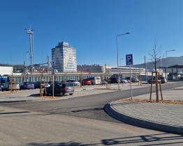 Hlavní dopravní infrastruktura v zanádražním prostoru ve Vsetíně je otevřena