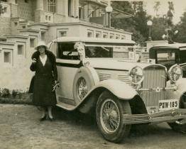 Nová výstava provoní lázeňské město benzínem