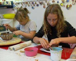 Během pololetních prázdnin se děti zabavily v muzeu i DDM Šikula