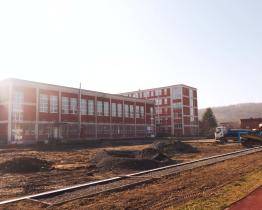 Hřiště u ZŠ Mánesova prochází modernizací