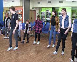 V hodonínské knihovně se děti naučily základům amerických tanců