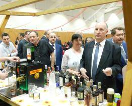 Hasičský ples v Ostrožské Nové Vsi navštívilo více než tři sta hostů  