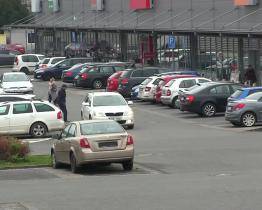 Cesta za nákupy v Otrokovicích může skončit nehodou