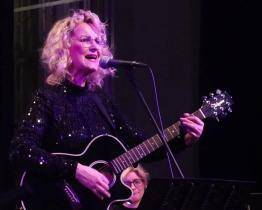 V kulturním domě se konal první Ples v gala od rekonstrukce budovy